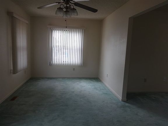 5th image of 704 Almond St