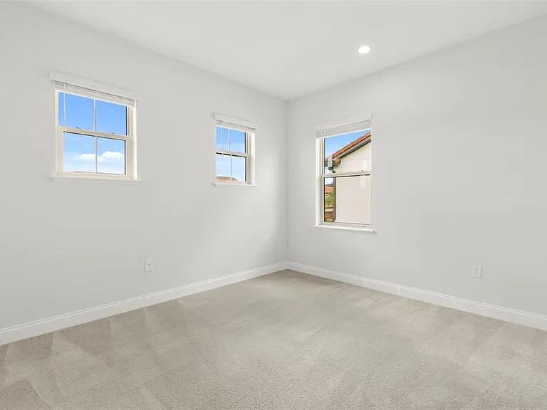 10511 Royal Cypress Way — Photo 24