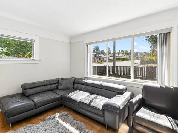 4703 Strathern St, Pt Alberni, BC V9Y 3E8