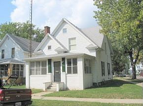 1st image of 1027 De Maude Ave