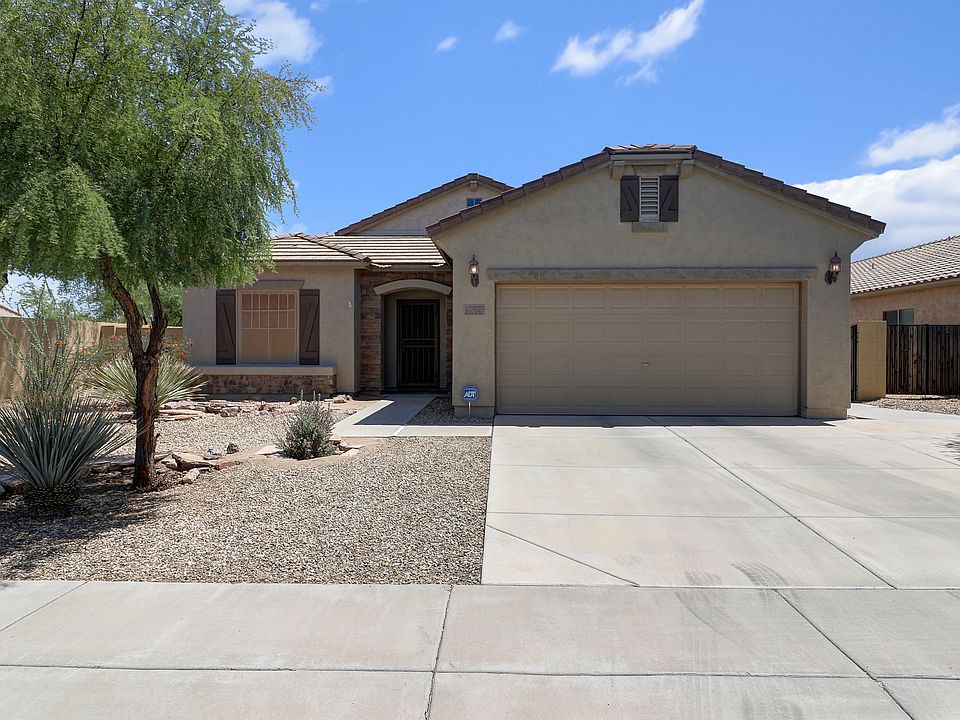 1st image of 18029 W Golden Ln
