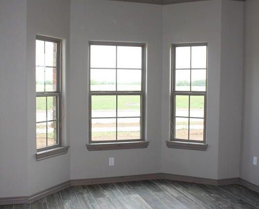 5th image of 2418 NE Meadowlark Ln
