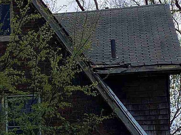 3287 Waverly
