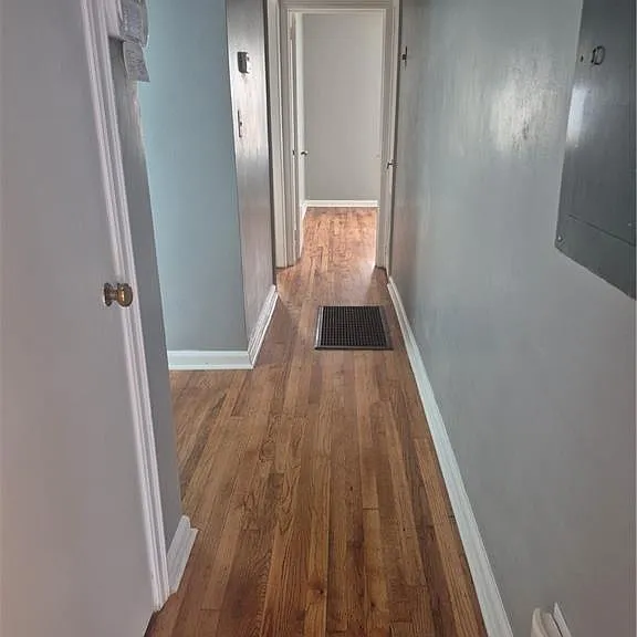 547 Westmeath Dr SW — Photo 10