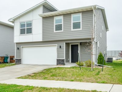 1007 NE 16th St, Grimes, IA, 50111
