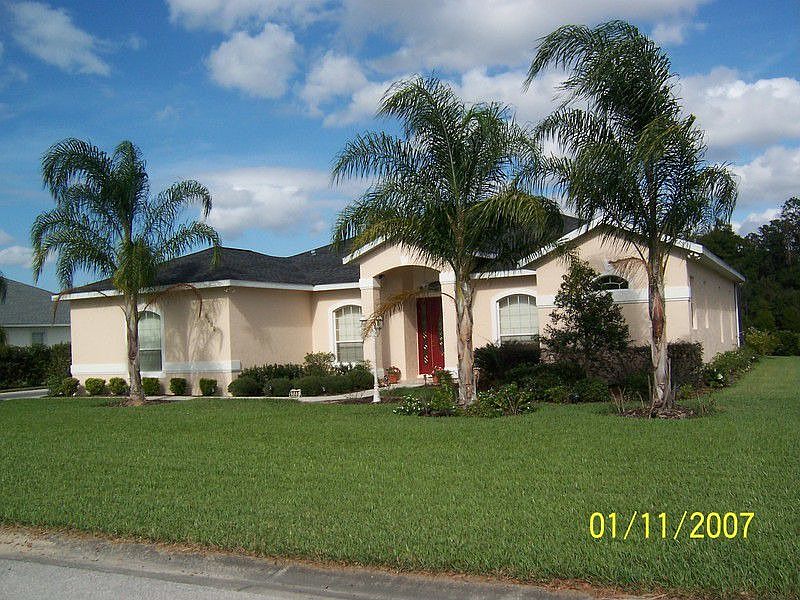 1st image of 4305 SE 106th St