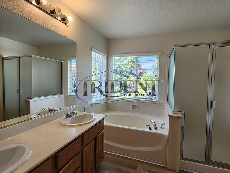 1218 Galston Dr — Photo 17
