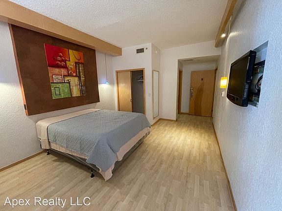 2nd image of 101 Palm Harbor Pkwy #10904261