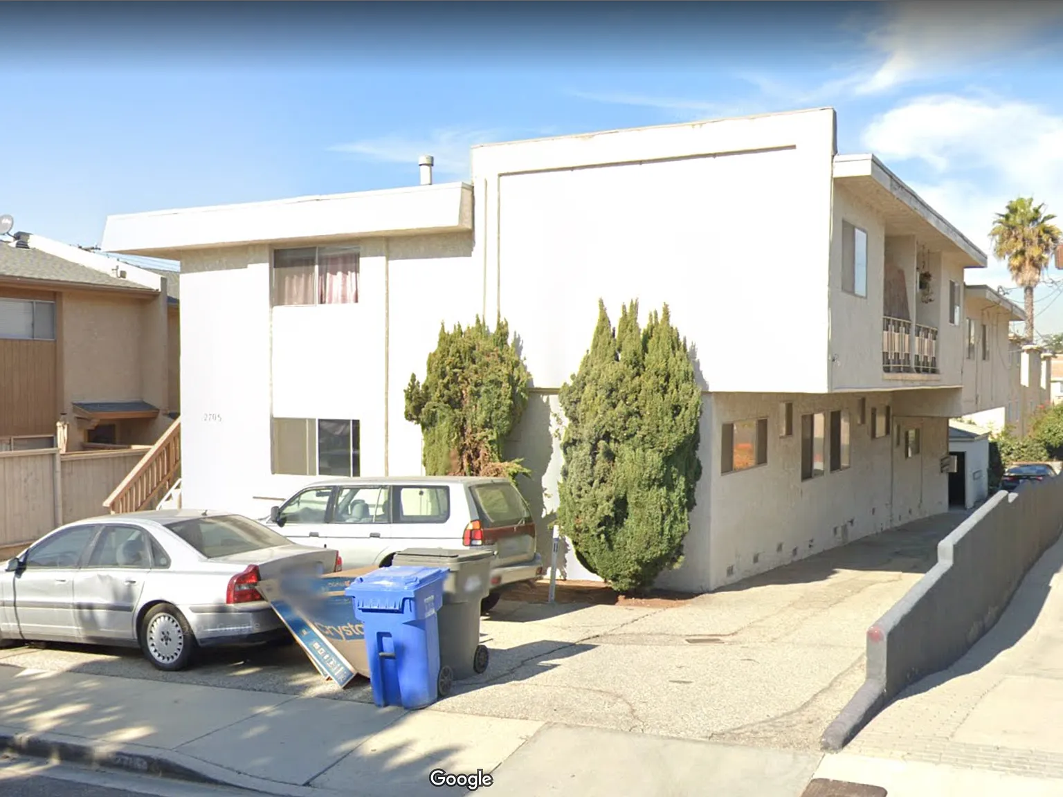 2705 Voorhees Avenue — Photo 4