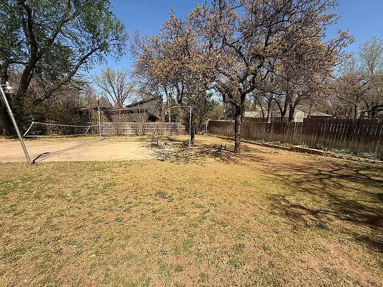 1925 Bunting Ct — Photo 79