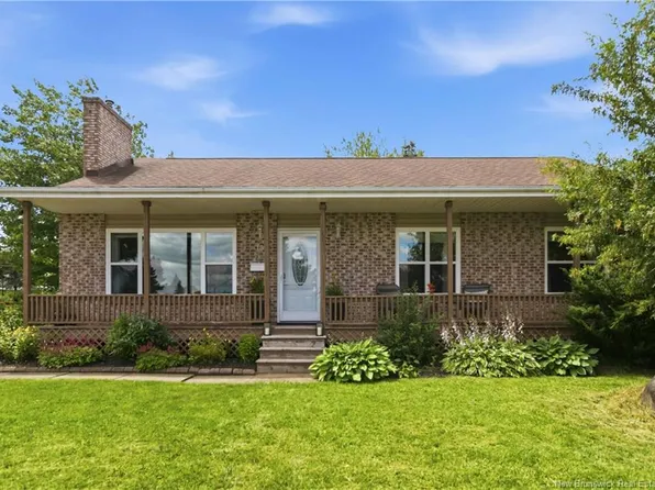 133 Briardale Dr, Moncton, NB E1G 2B7