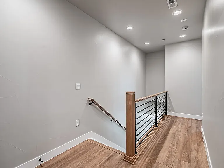 606 Arapahoe St — Photo 29