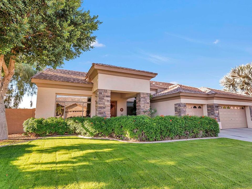 1st image of 1405 W Rockrose Way