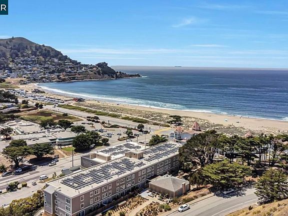 3rd image of 670 Roberts Rd