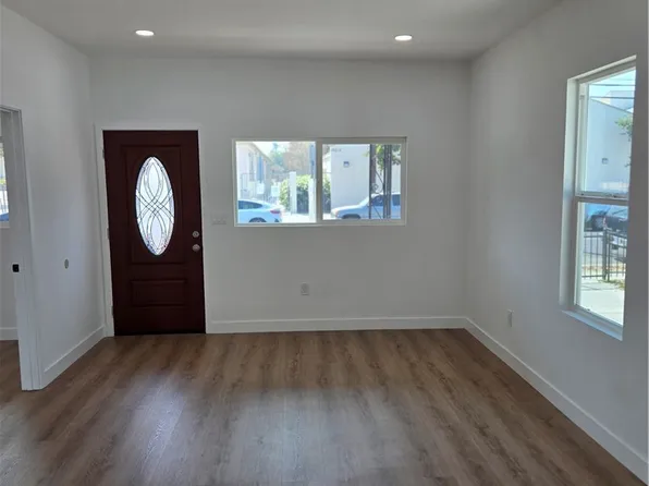 1237 E 51st St, Los Angeles, CA 90011