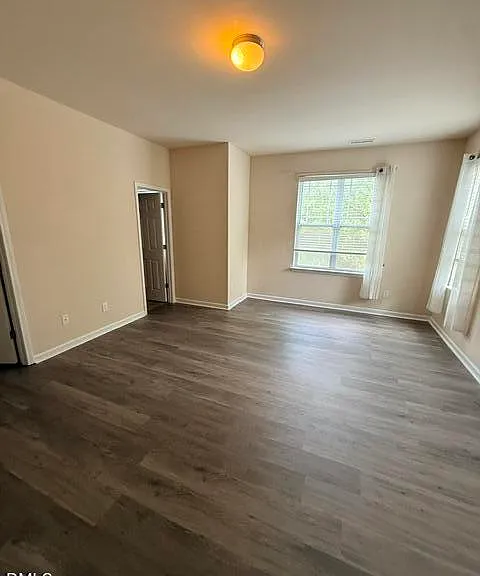 806 Carpenter Glenn Dr — Photo 22