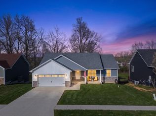 120 Sawgrass Ave, Vine Grove, KY 40175