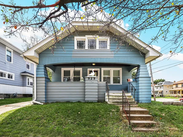 525 Simms St, Aurora, IL 60505