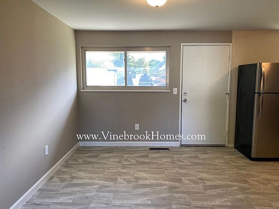 5th image of 5400 Naughton Dr