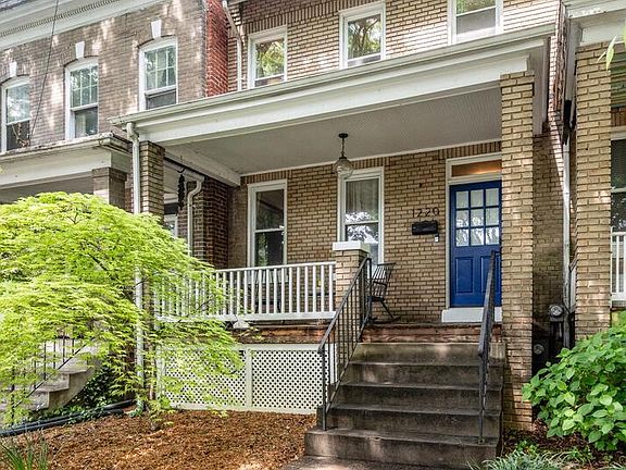 3rd image of 1220 Orren St NE