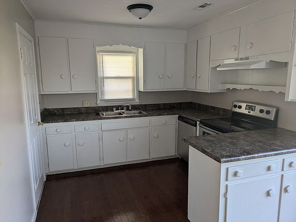 4th image of 415 S 68th East Ave