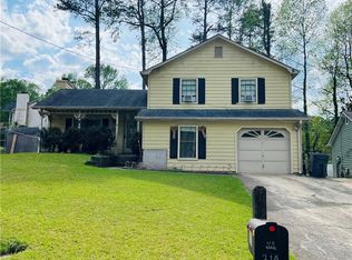 210 Lola Ln NW, Lilburn, GA 30047
