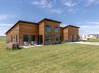 405 Lost Fawn Trl, Belgrade, MT 59714