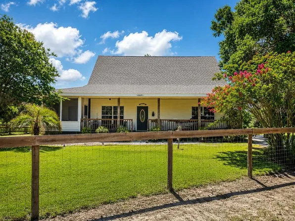 13691 S Highway 25, Weirsdale, FL 32195