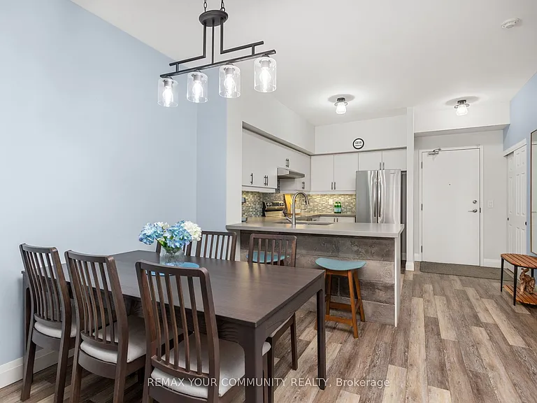 9973 Keele St #202 — Photo 8