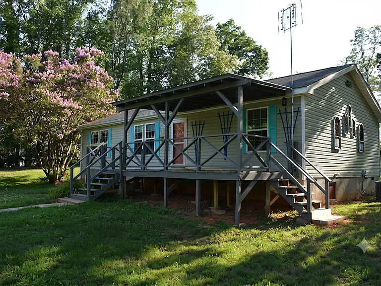 735 Russet Run — Photo 11