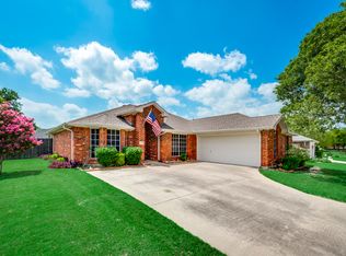 1601 Country Walk Ln, Wylie, TX 75098