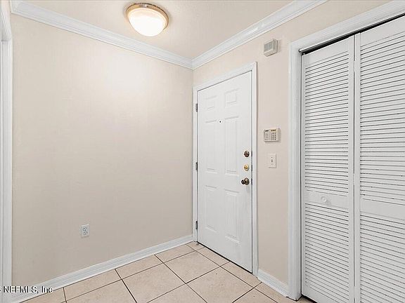 4th image of 3591 KERNAN Boulevard S #607