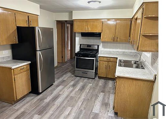 1st image of 7148 S Campbell Ave APT 1