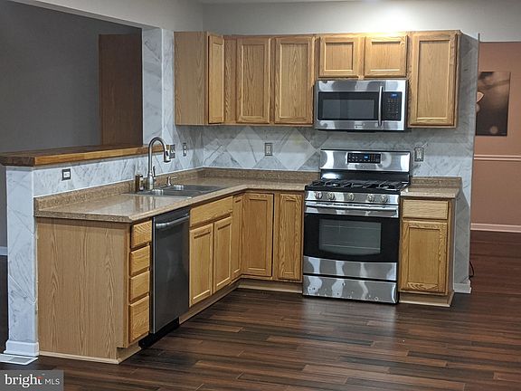 2nd image of 105 Orlando Dr