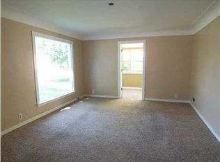 41 Oneida St SW, Wyoming, MI 49548