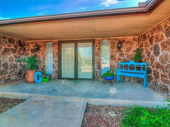 4th image of 11912 Shroyer Dr
