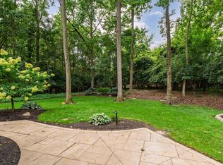 7651 Kestrel Way E, Dublin, OH 43017