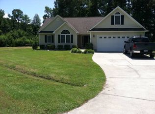 207 Selover Ave, New Bern, NC 28560