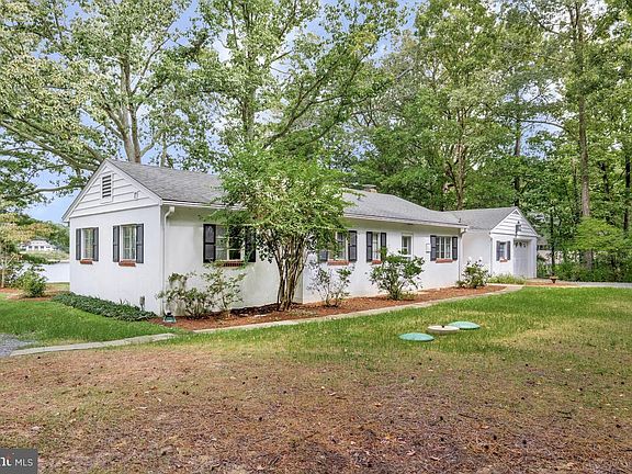 5th image of 13021 Mills Creek Dr