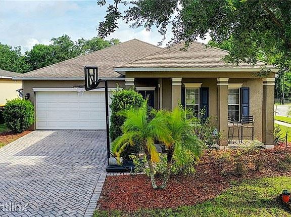 3rd image of 7201 Wakeview Dr