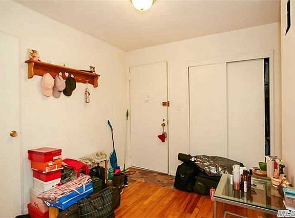 4th image of 3044 29th St