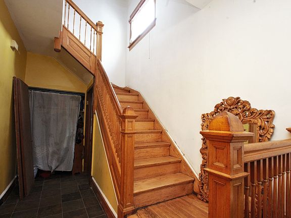 2nd image of 7652 S Coles Ave #1/2