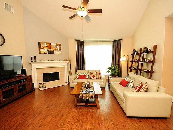 4th image of 3307 Pedernales Trails Ln