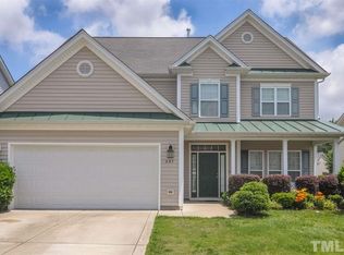 405 Branchmoor Ct, Fuquay Varina, NC 27526