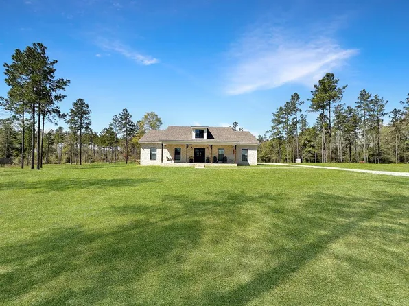 516 County Road 19, Headland, AL 36345