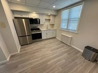 1 bed, 1.0 bath, $1,700 — Photo 3