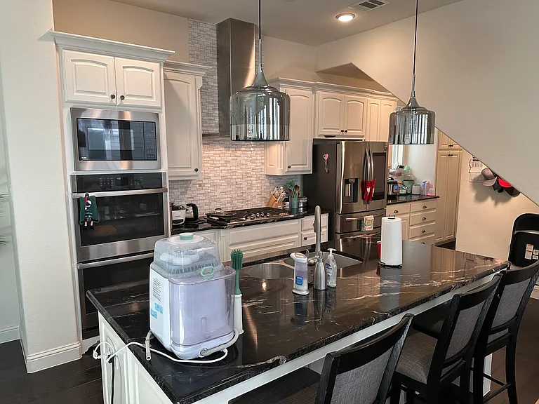 1037 Drew Ln — Photo 8