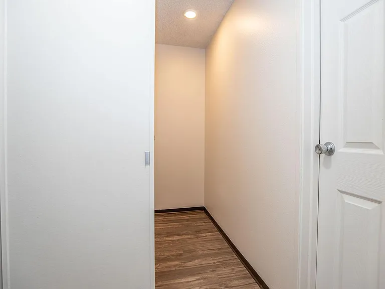 Summerhill Apartments — Photo 16