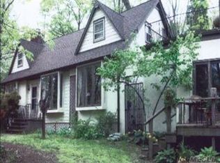 83 Sunken Meadow Rd, Northport, NY 11768