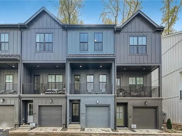 180 Chestnut Cir, Atlanta, GA 30342